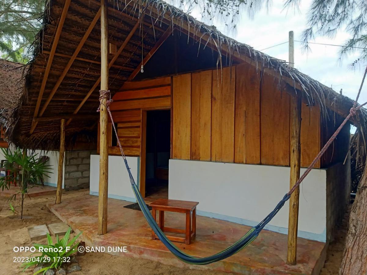 Pensión Dune & Surf Camp