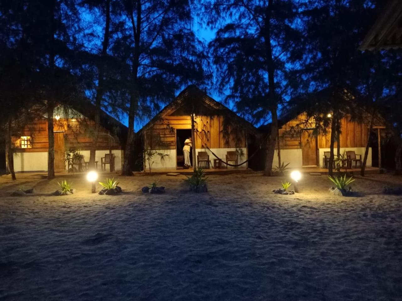 Pensión Dune & Surf Camp *