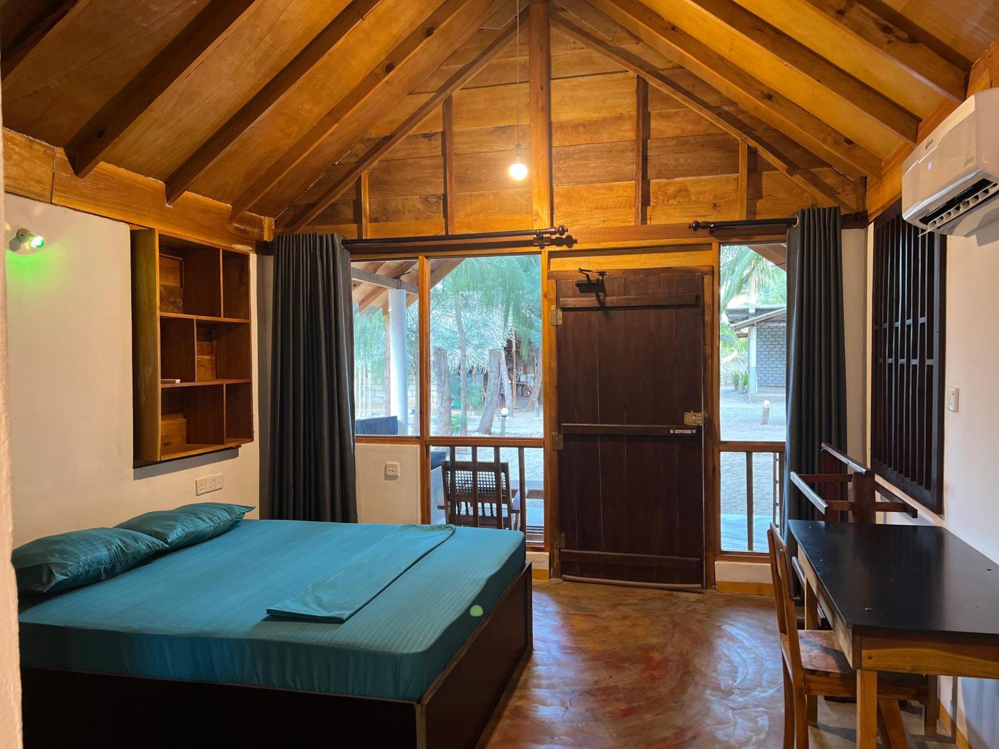 Dune & Surf Camp *