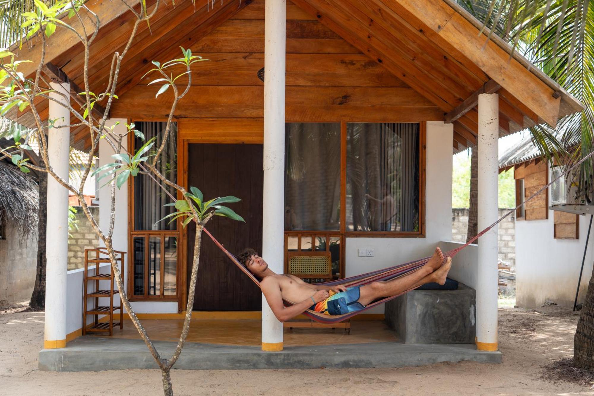 Dune & Surf Camp Arugam Bay