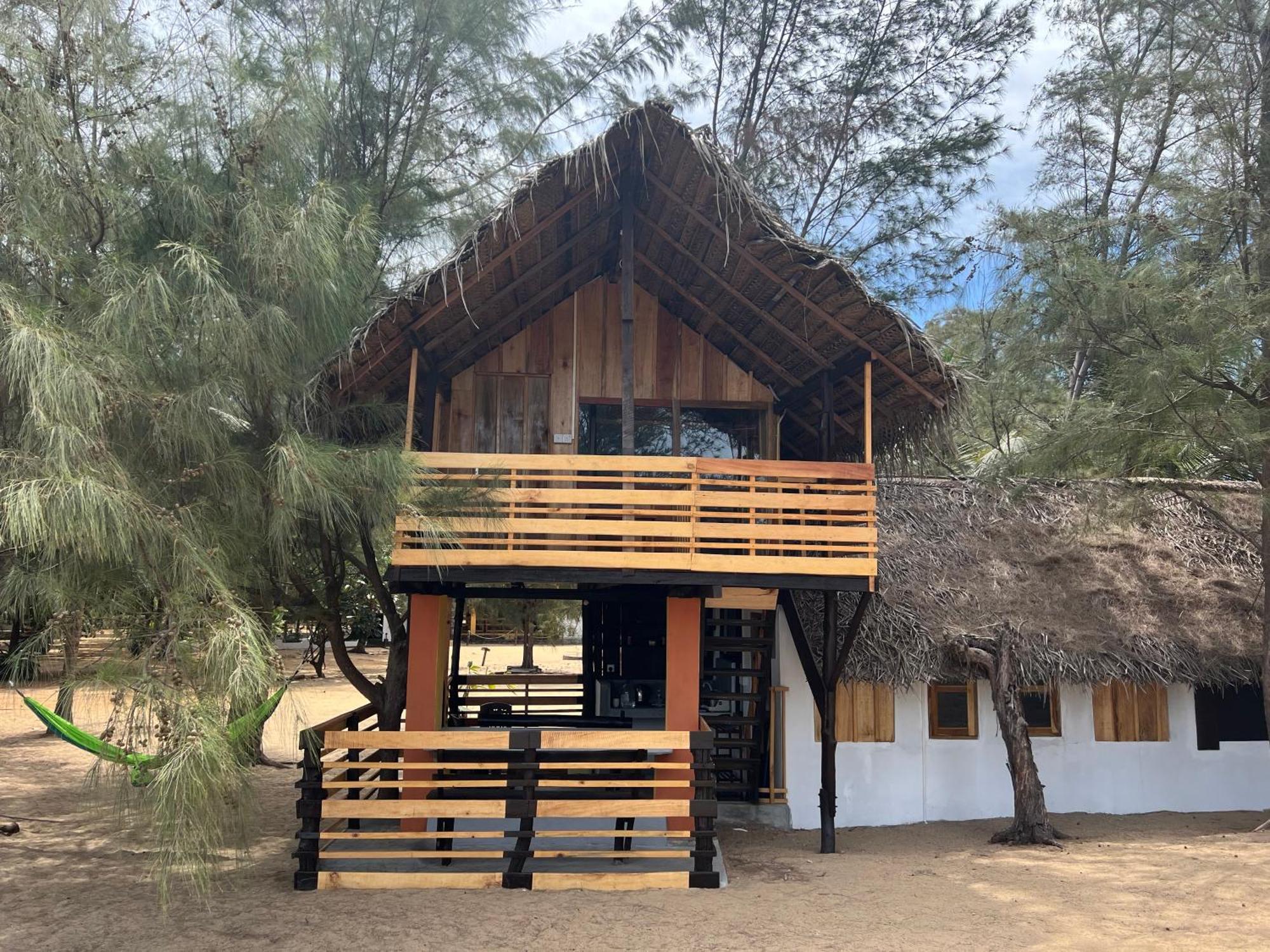 Dune & Surf Camp Arugam Bay
